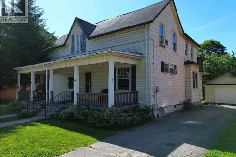 102 STANLEY Street