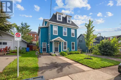 48-52 HILLSBOROUGH Street