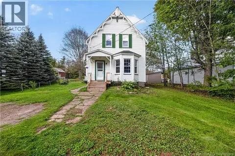 24 Mill St