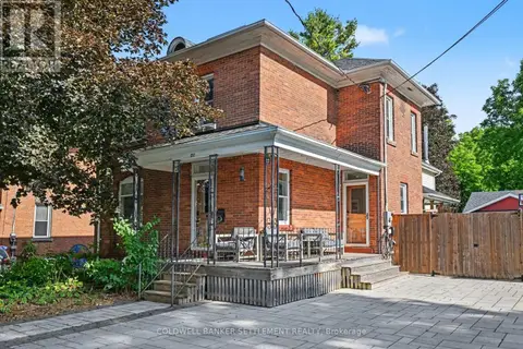 46 BROCK STREET S