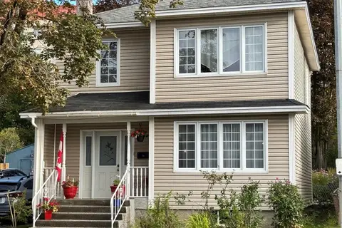 83 West Valley Road