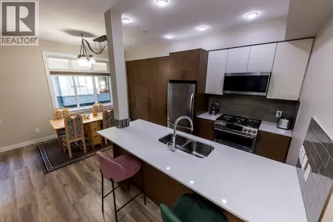 306 2135 HERITAGE PARK LANE