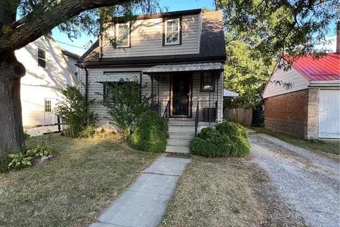131 EMERSON Street