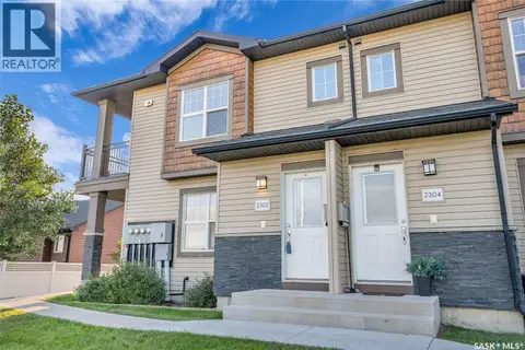 512 1015 Patrick CRESCENT