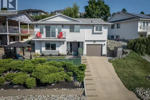 1760 NORTH RIVER Drive