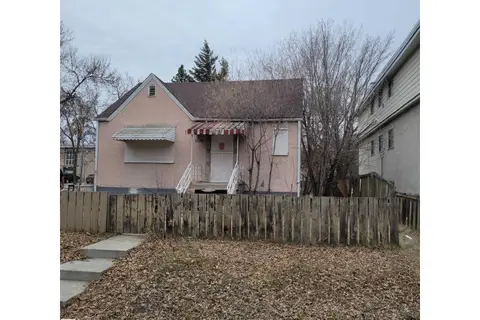 10802 112 ST NW