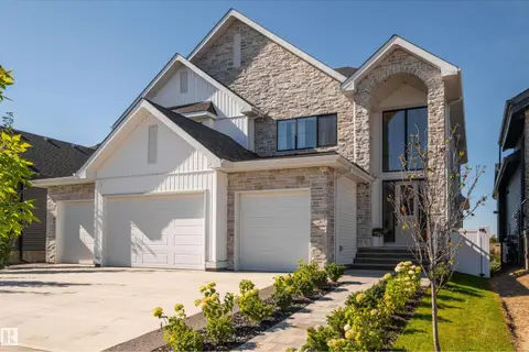 211 DEER PARK BV