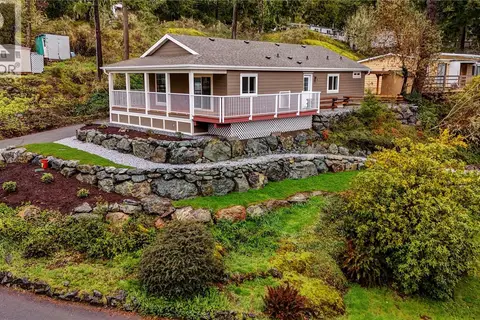 37 5838 Blythwood Rd