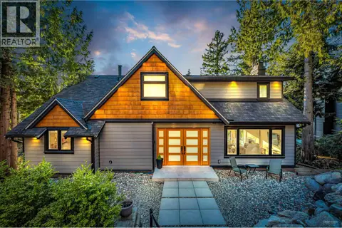 130 OCEANVIEW PLACE