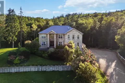 61 Colins Road