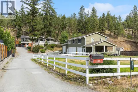 353 Clifton Road S