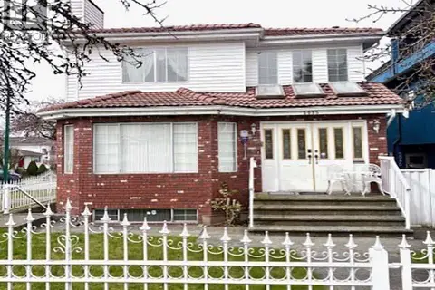 5095 NANAIMO STREET