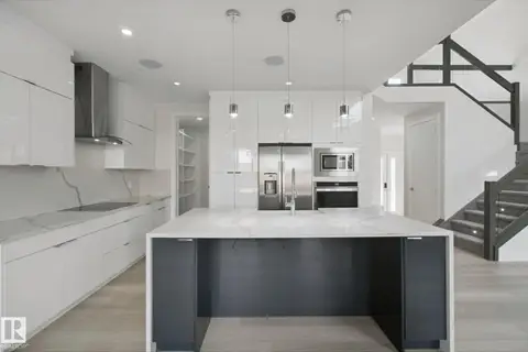 3699 HUMMINGBIRD WY NW
