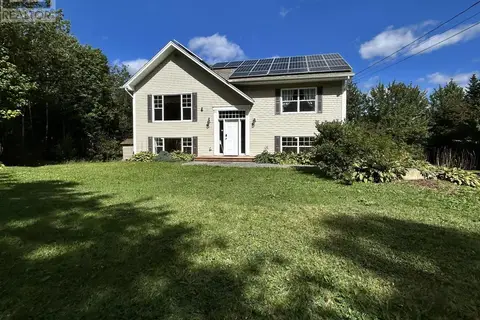 586 WEST PORTERS LAKE Road