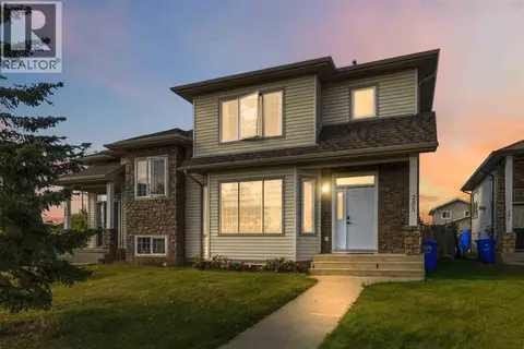 253 Grosbeak Way