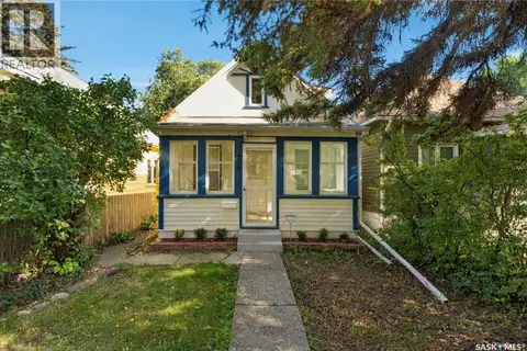 218 G AVENUE N