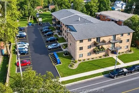 3355 SANDWICH STREET Unit# 304