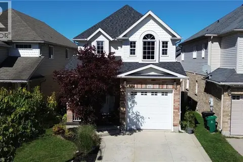 466 SIENNA Crescent