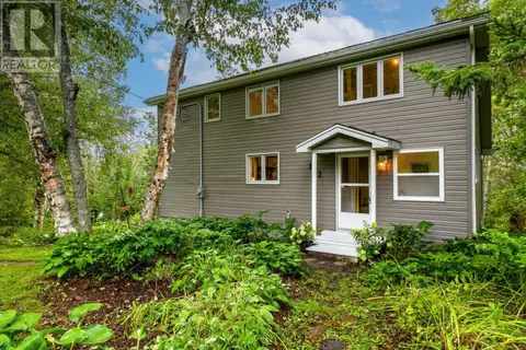 162 Lakewood Dr
