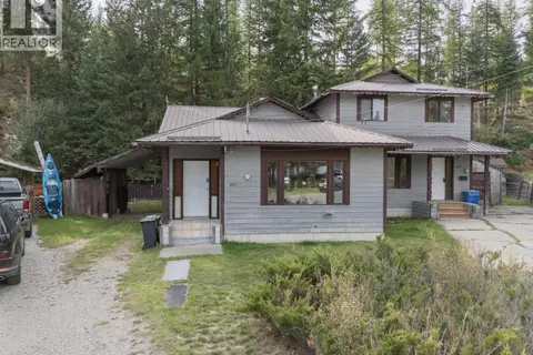 281 Kimbrook Crescent
