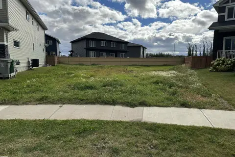 6613 38 AV