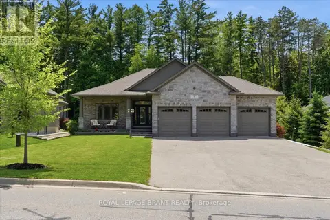 4 LYNNDALE ROAD