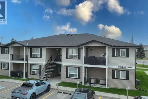 601, 8 Bayside Place