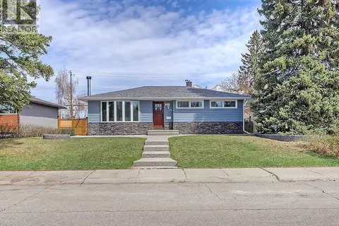 44 Granlea Place SW