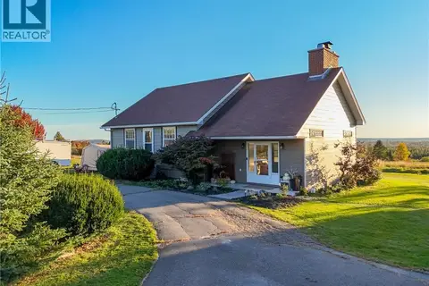 18 Frog Lake Road