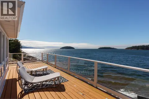 6655 SUNSHINE COAST HIGHWAY