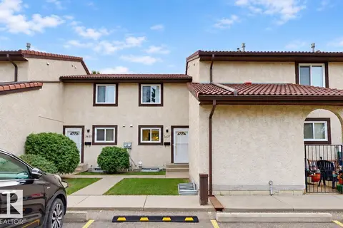3637 30 AV NW
