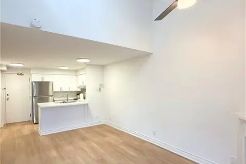 41 VALLEYVIEW Road Unit# 30