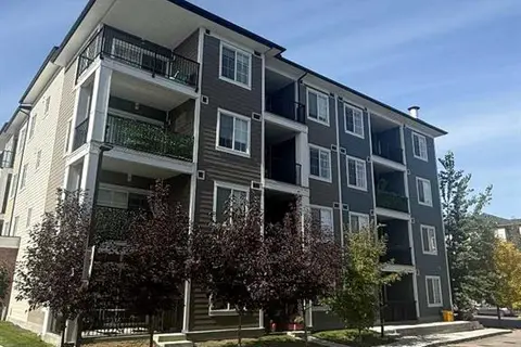8301, 151 Legacy Main Street SE