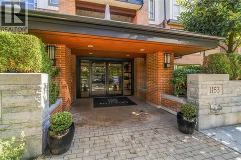 105 1153 KENSAL PLACE