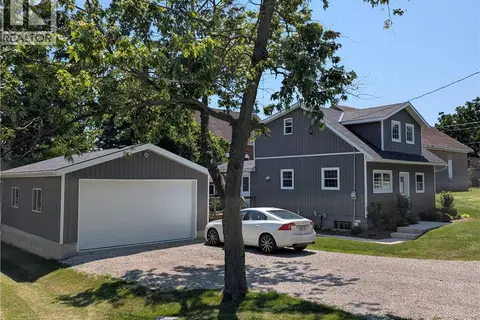 22 KING Avenue