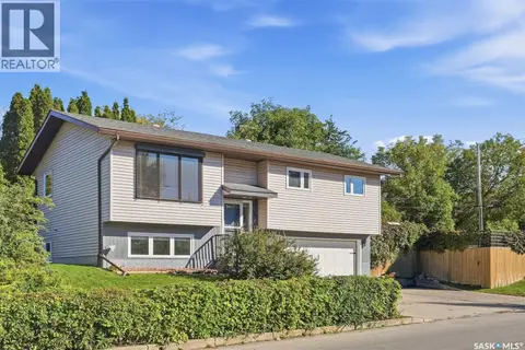 389 21st STREET W