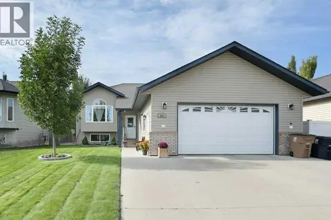 227 Meadowbrook Drive