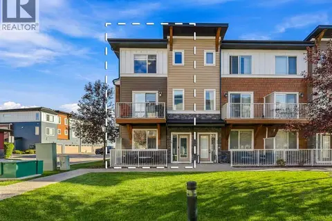 30, 111 Rainbow Falls Gate