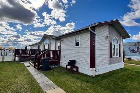 113 Clark Crescent