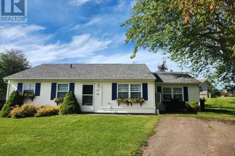 549 ROBERT CLEMENTS Drive