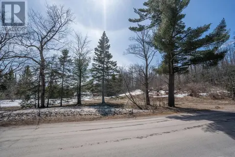 677 Maki RD