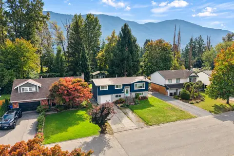9650 ABERDEEN CRESCENT, Rosedale