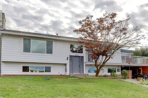 5723 Richards Crescent