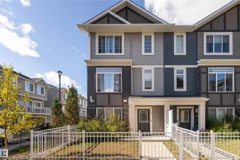 #41 2215 24 ST NW