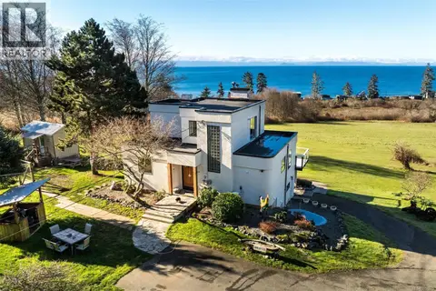 4537 Otter Point Rd