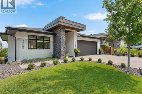 208 Skyland Drive