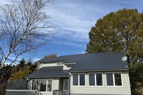 8005 Highway 209