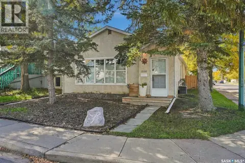 2100 Lindsay STREET