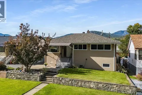 14 Hillside Drive