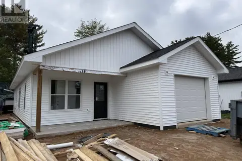 24 Peterson Street